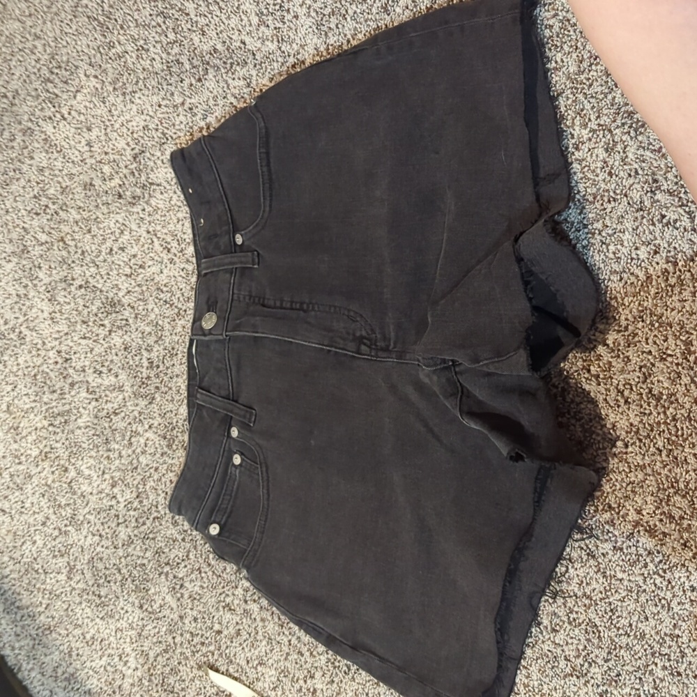 EUC Curvy Madewell High Rise Black Denim Shorts